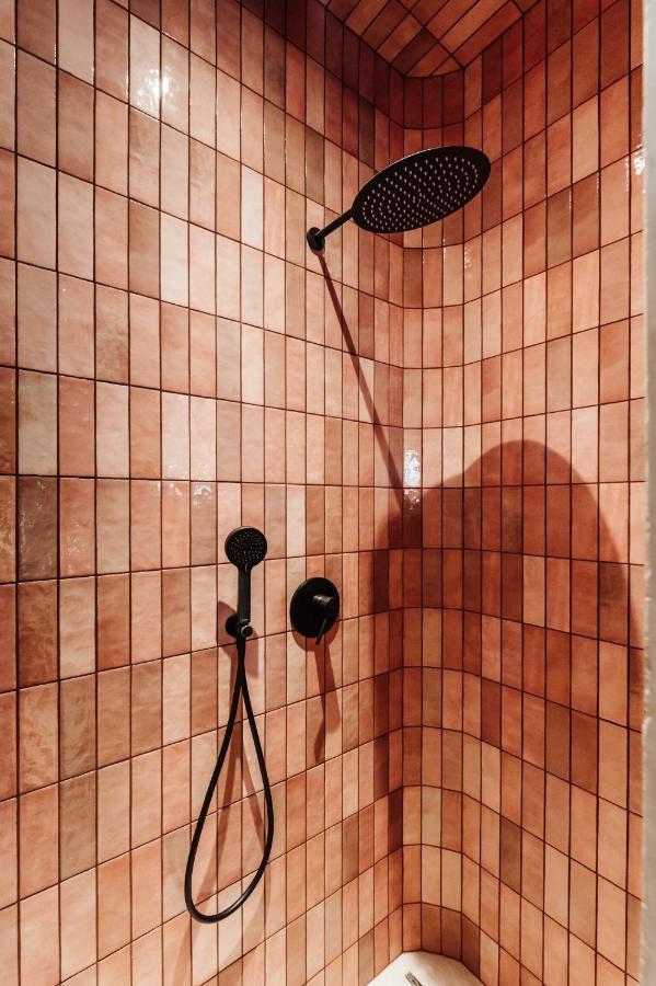 Tulum Apartament - Top Design - Projector - Free Parking - Bath - Spodek - Mck カトヴィツェ エクステリア 写真